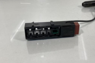 Pretensionneur de ceinture avant gauche OPEL CORSA C