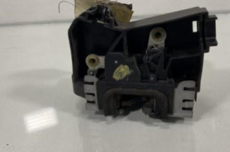 Serrure avant droit OPEL CORSA C