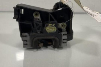 Serrure avant gauche OPEL CORSA C
