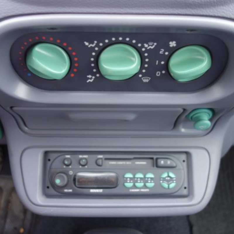 Ceinture arriere gauche RENAULT TWINGO 1 Photo n°10