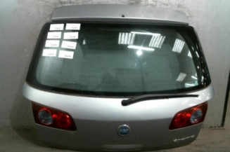 Malle/Hayon arriere FIAT CROMA 2 Photo n°1