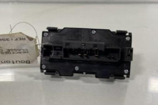 Bouton de warning MERCEDES CLASSE C 202
