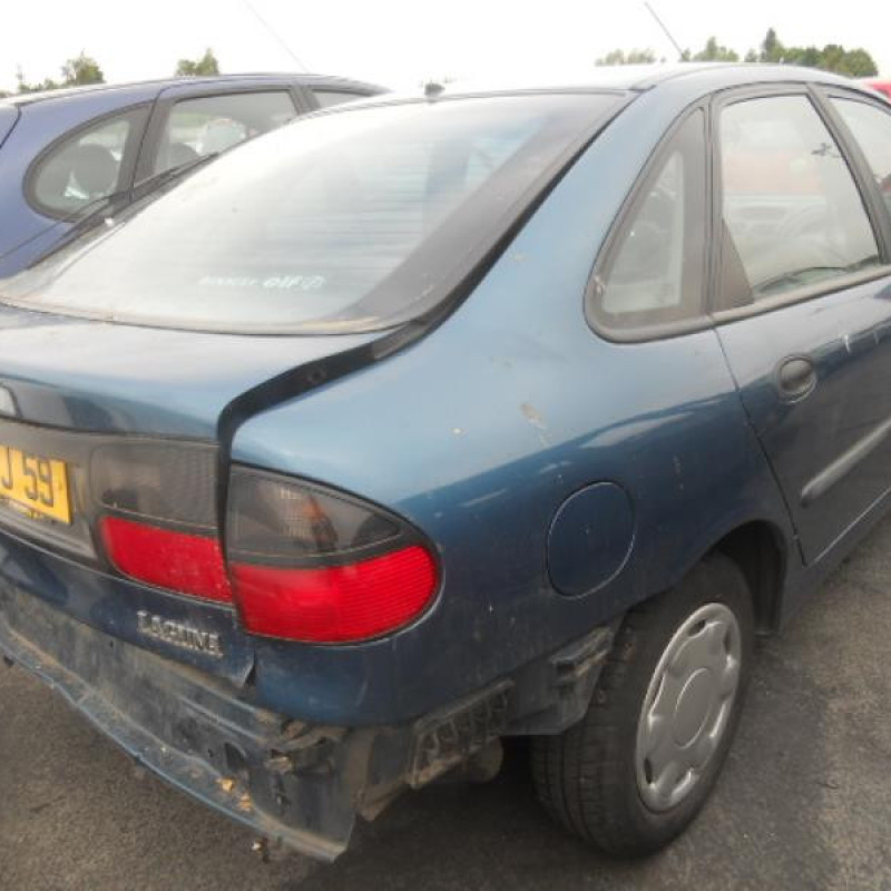 Vase de lave glace RENAULT LAGUNA 1 Photo n°4