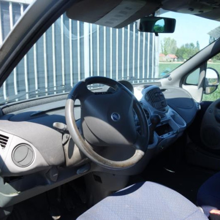 Etrier avant gauche (freinage) FIAT MULTIPLA