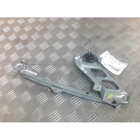 Leve vitre mecanique arriere gauche OPEL CORSA B Photo n°1