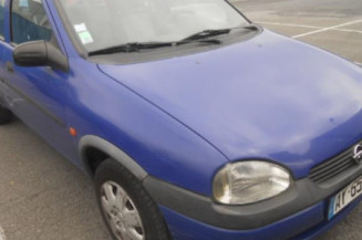 Serrure arriere gauche OPEL CORSA B