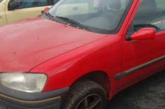 Serrure avant droit PEUGEOT 106