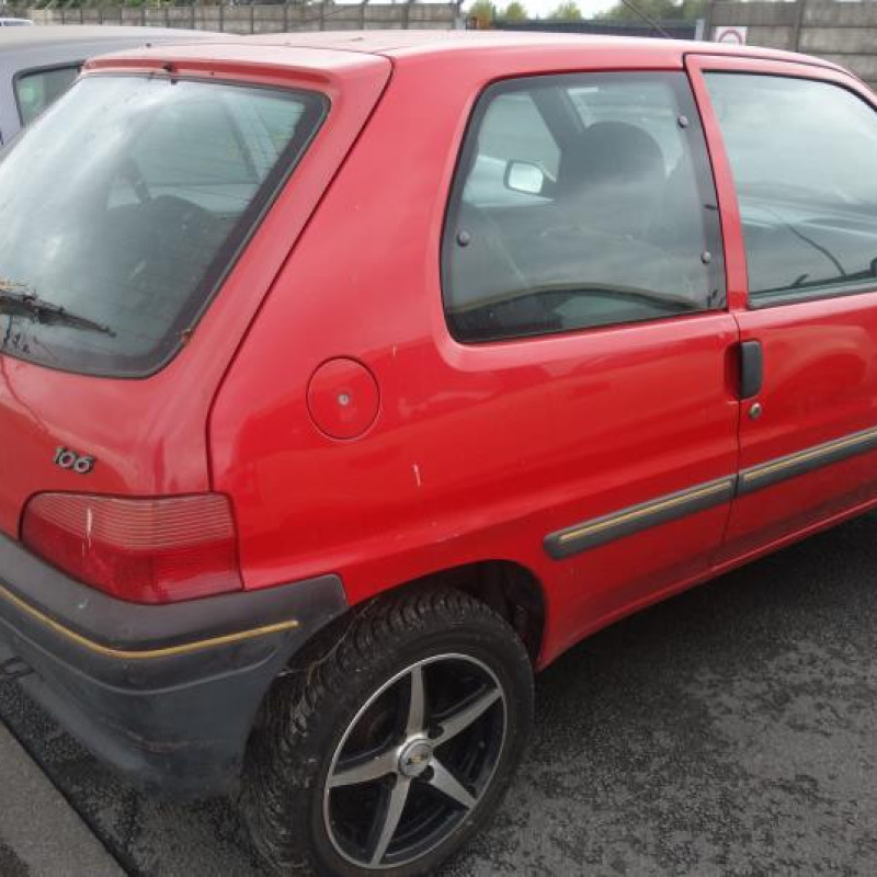 Serrure avant droit PEUGEOT 106 Photo n°6