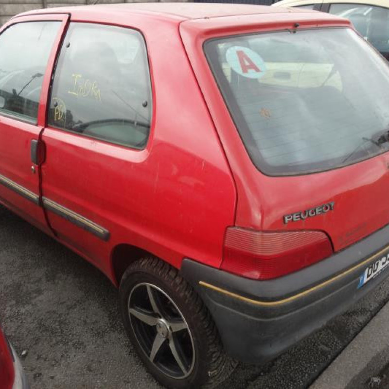 Serrure avant droit PEUGEOT 106 Photo n°7