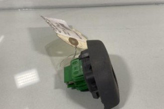 Interrupteur de leve vitre avant gauche TOYOTA AYGO 1
