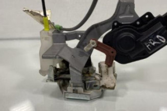 Serrure arriere droit TOYOTA AYGO 1