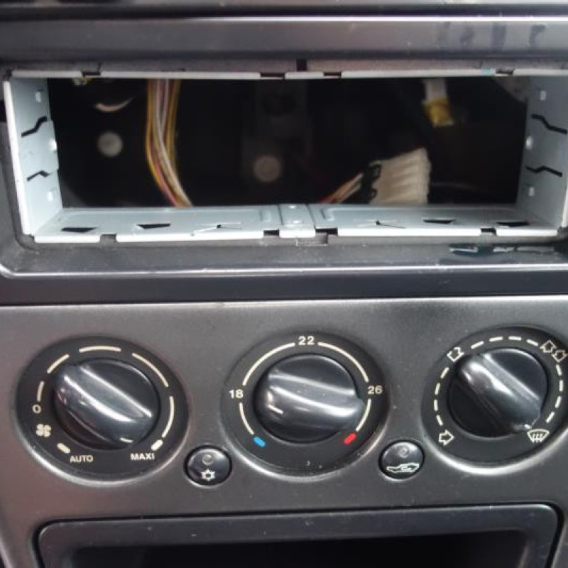 Ceinture arriere gauche CITROEN XSARA Photo n°8