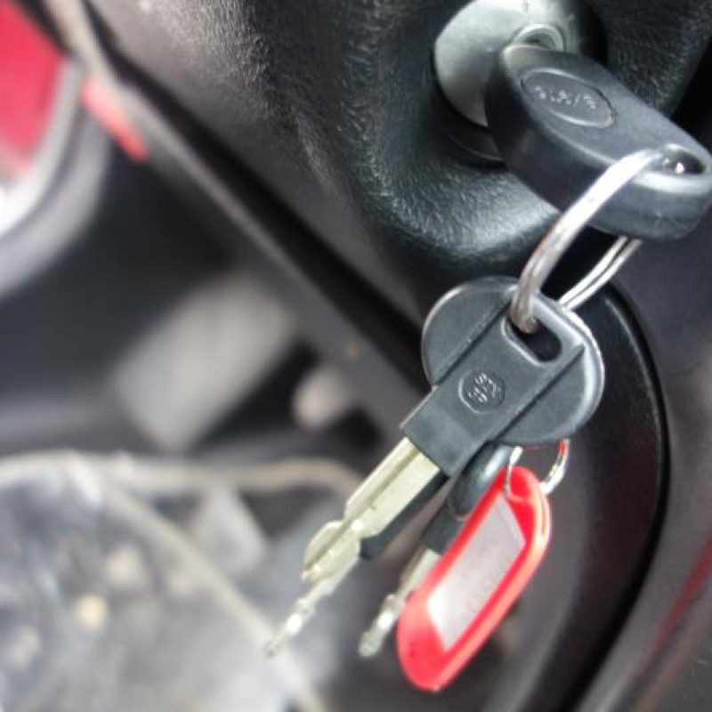 Ceinture arriere gauche CITROEN XSARA Photo n°9