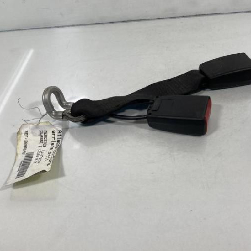 Attache ceinture arriere droit MERCEDES CLASSE E Photo n°2