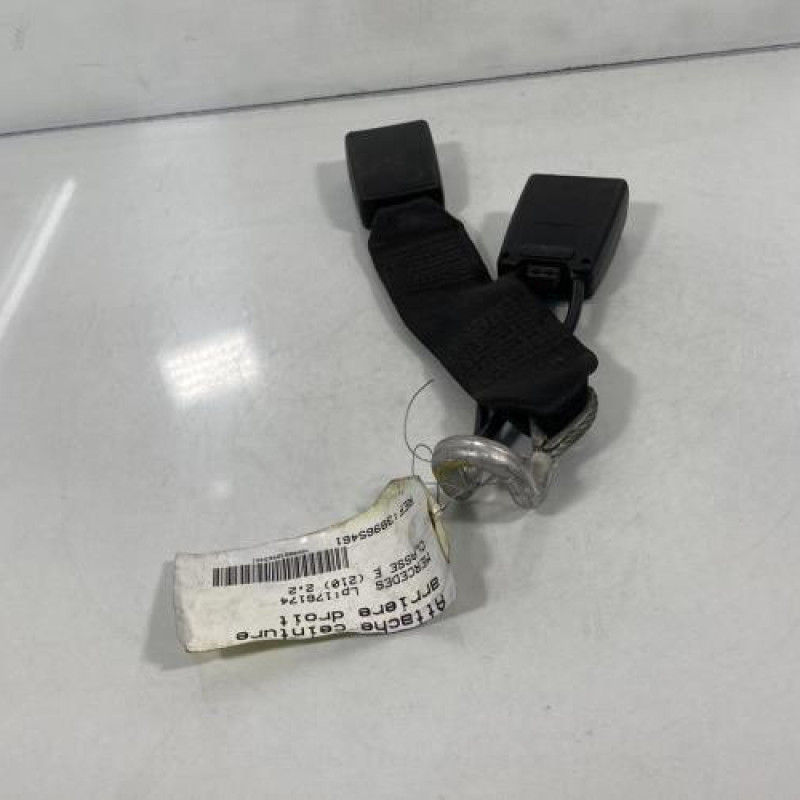 Attache ceinture arriere droit MERCEDES CLASSE E Photo n°3