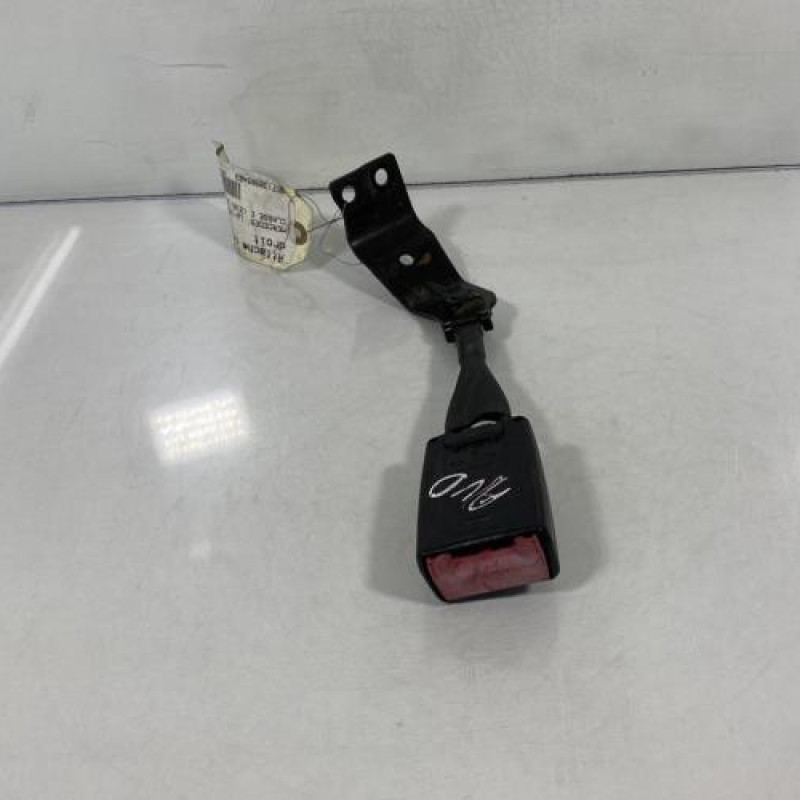 Attache ceinture avant droit MERCEDES CLASSE E Photo n°1