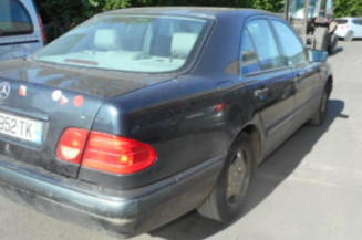Avertisseur/Klaxon MERCEDES CLASSE E