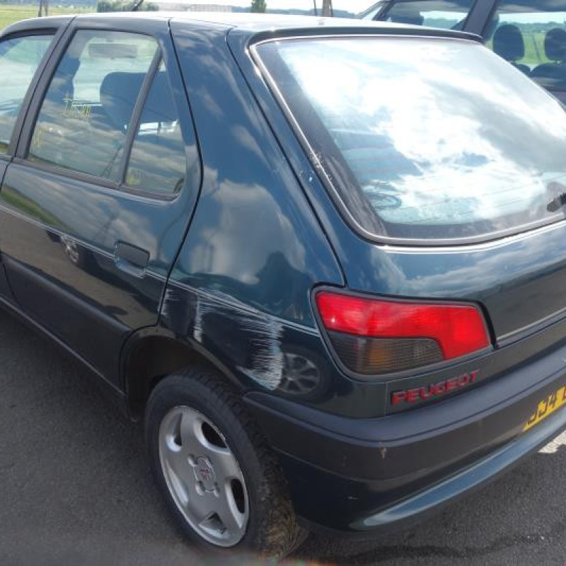 Boitier de prechauffage PEUGEOT 306 Photo n°7