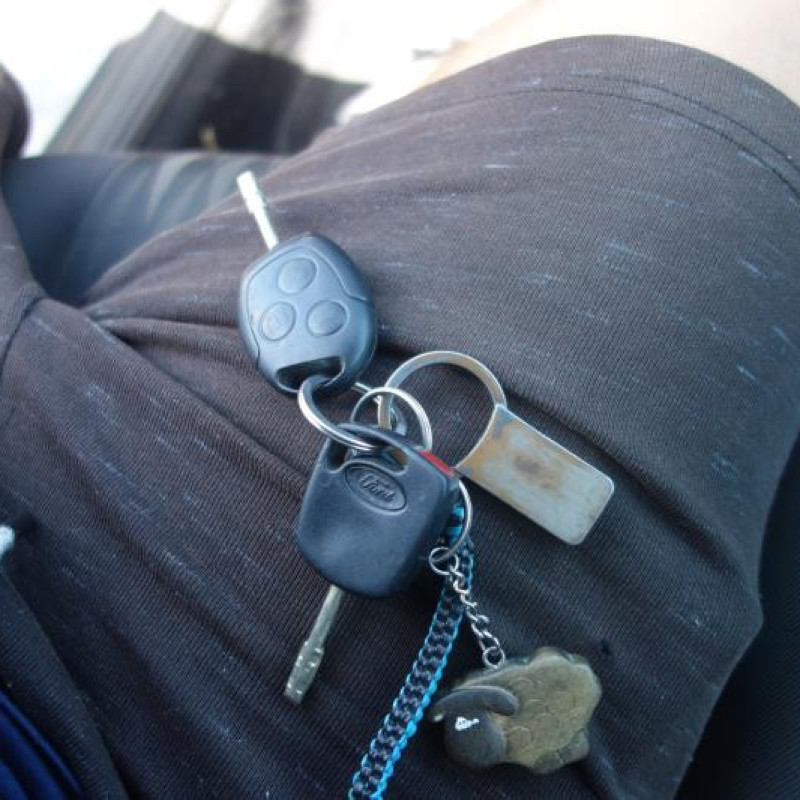 Pretensionneur de ceinture avant droit FORD FOCUS 1 Photo n°10