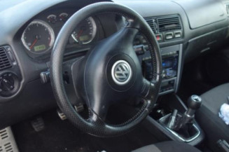 Etrier avant droit (freinage) VOLKSWAGEN GOLF 4
