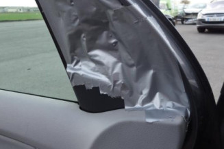Attache ceinture arriere droit CITROEN C3 1