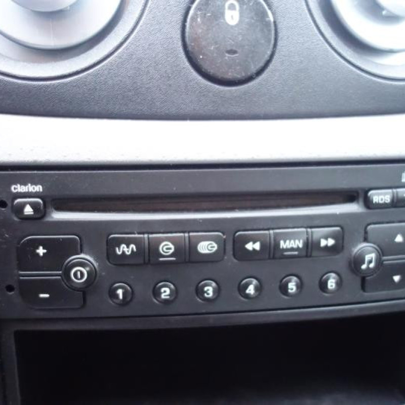 Attache ceinture arriere droit CITROEN C3 1 Photo n°10
