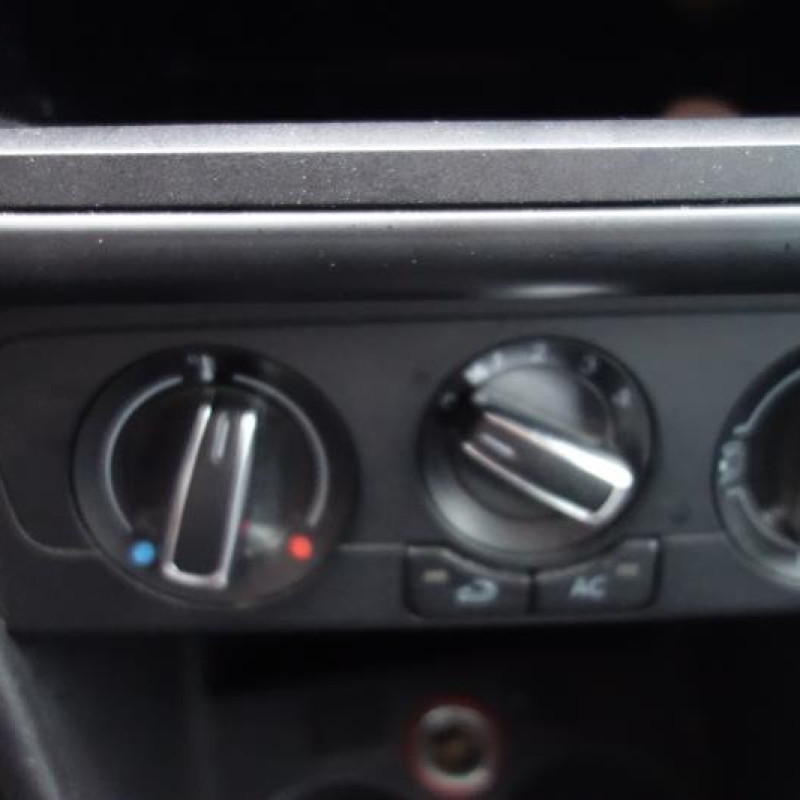 Ceinture arriere gauche VOLKSWAGEN POLO 5 Photo n°14