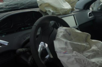Ceinture arriere gauche PEUGEOT 2008 1