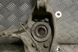 Pivot de moyeu avant gauche RENAULT LAGUNA 3