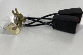 Attache ceinture arriere droit MERCEDES CLASSE C 202