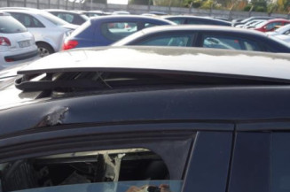 Bras essuie glace avant gauche MERCEDES CLASSE A 176