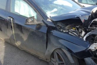 Bloc ABS (freins anti-blocage) MERCEDES CLASSE A 176