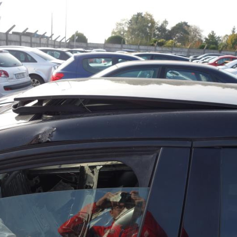 Bloc ABS (freins anti-blocage) MERCEDES CLASSE A 176 Photo n°8