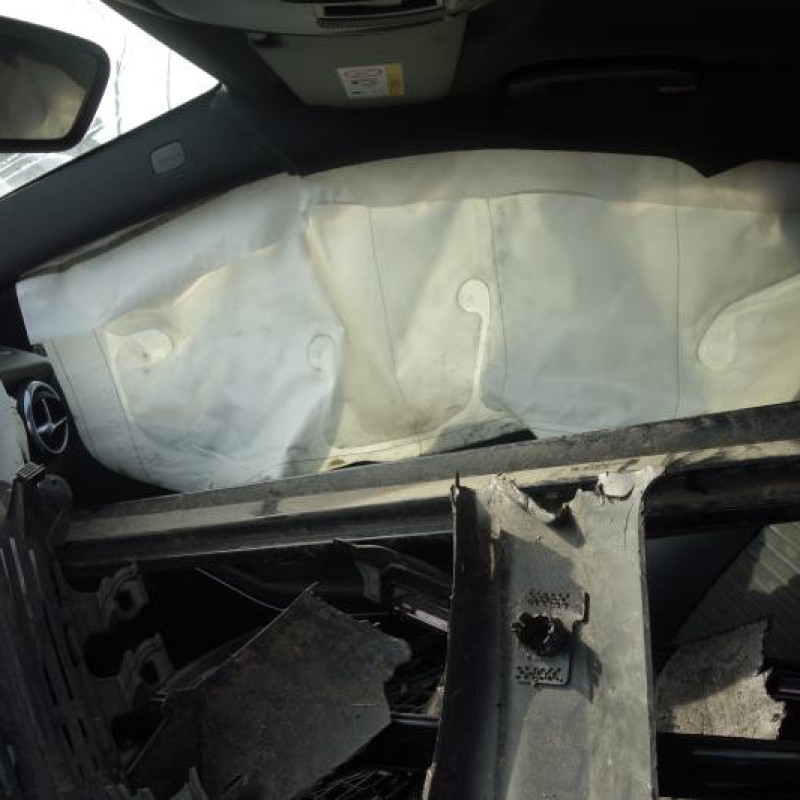 Bloc ABS (freins anti-blocage) MERCEDES CLASSE A 176 Photo n°10