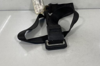 Attache ceinture arriere gauche OPEL CORSA B Photo n°1