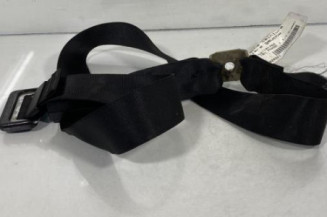Attache ceinture arriere gauche OPEL CORSA B