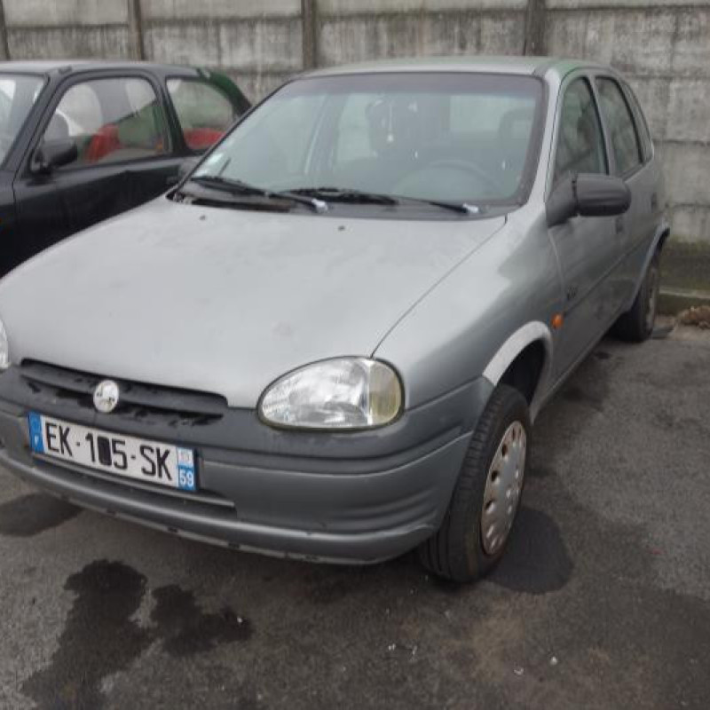 Ceinture arriere gauche OPEL CORSA B Photo n°4