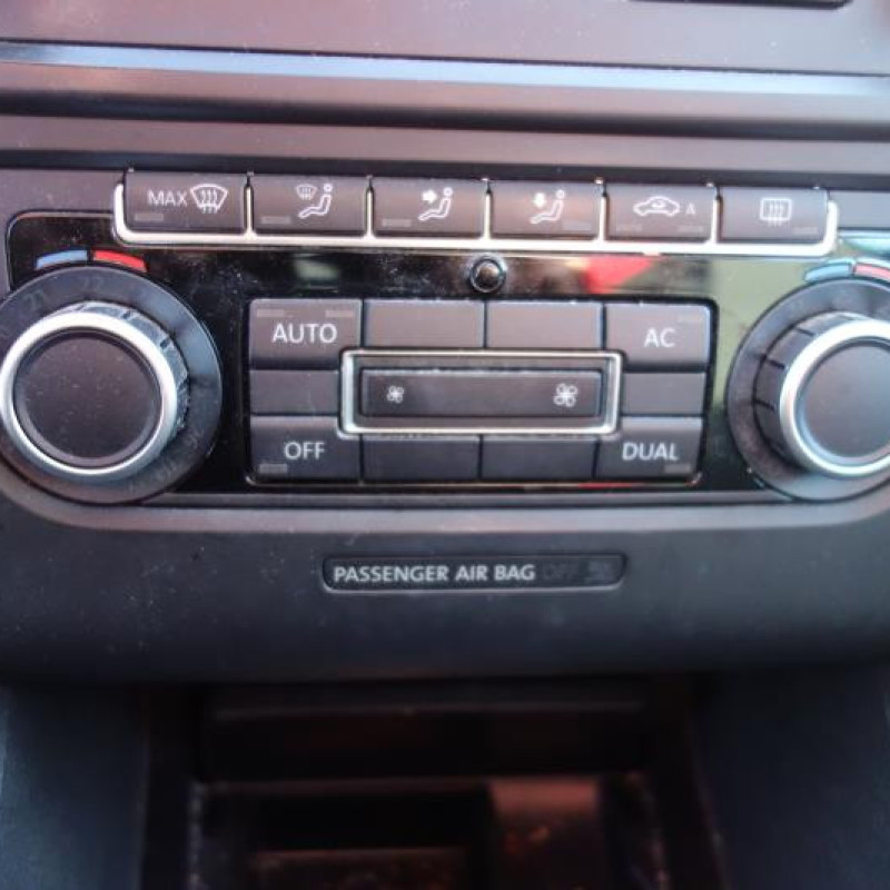 Ceinture arriere gauche VOLKSWAGEN GOLF 6 Photo n°10