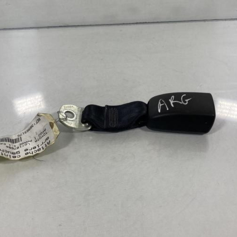 Attache ceinture arriere gauche TOYOTA AYGO 1 Photo n°3