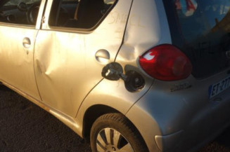 Ceinture arriere gauche TOYOTA AYGO 1