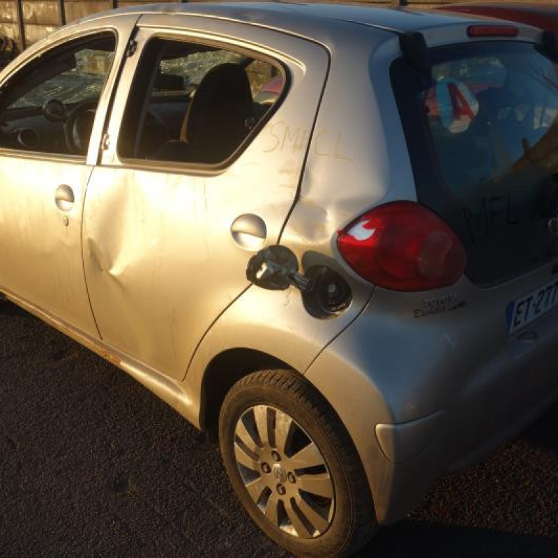 Ceinture arriere gauche TOYOTA AYGO 1 Photo n°7