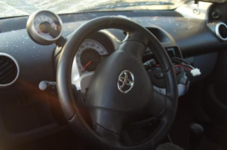 Ceinture arriere gauche TOYOTA AYGO 1