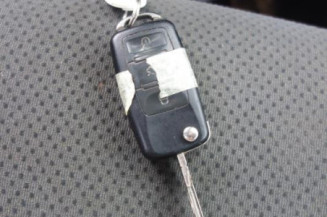 Pretensionneur de ceinture avant droit VOLKSWAGEN GOLF 5
