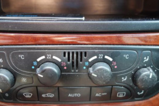 Pretensionneur de ceinture avant droit MERCEDES CLASSE C 203