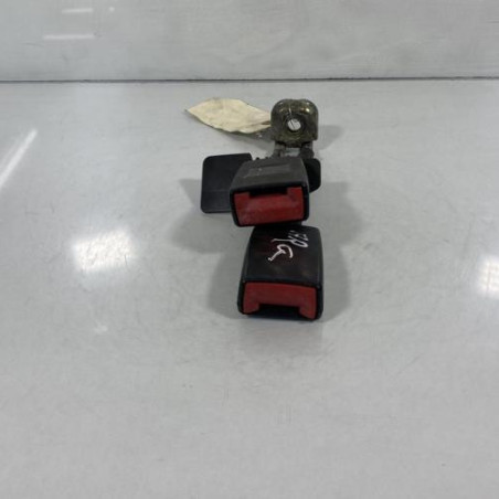 Attache ceinture arriere gauche VOLKSWAGEN PASSAT 4 Photo n°1