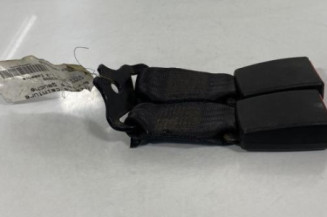Attache ceinture arriere gauche FORD FIESTA 4