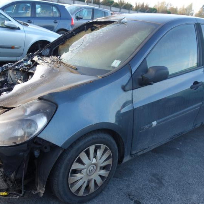 Pretensionneur de ceinture avant droit RENAULT CLIO 3 Photo n°4