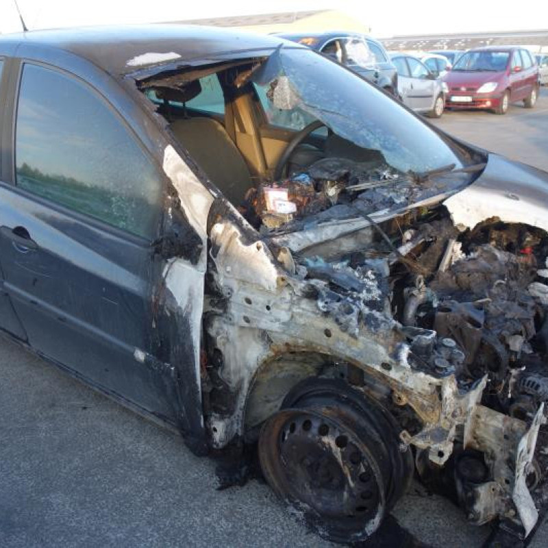 Pretensionneur de ceinture avant droit RENAULT CLIO 3 Photo n°5