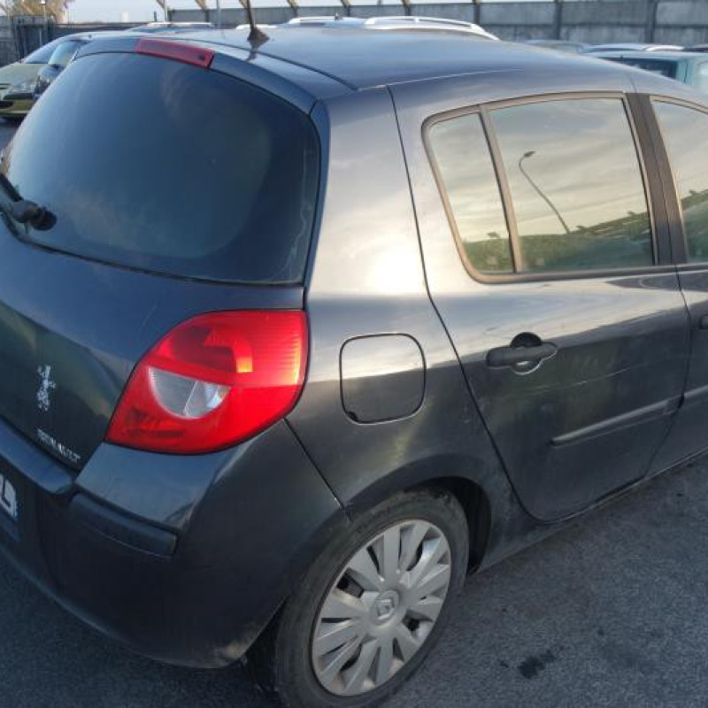 Pretensionneur de ceinture avant droit RENAULT CLIO 3 Photo n°6