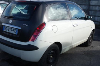 Malle/Hayon arriere LANCIA YPSILON 4